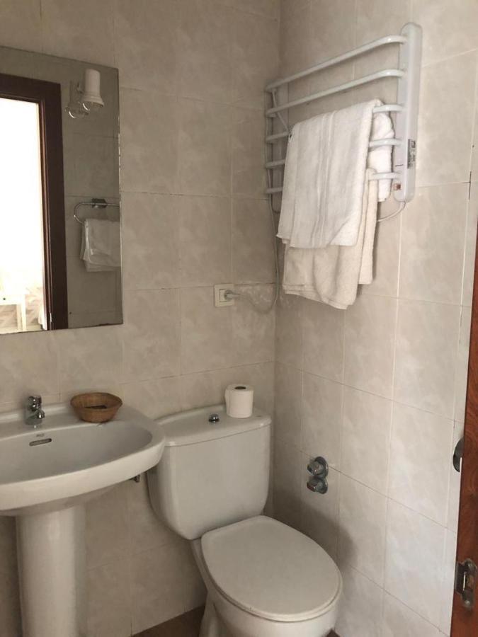 Pension Cantabrico Navia Buitenkant foto