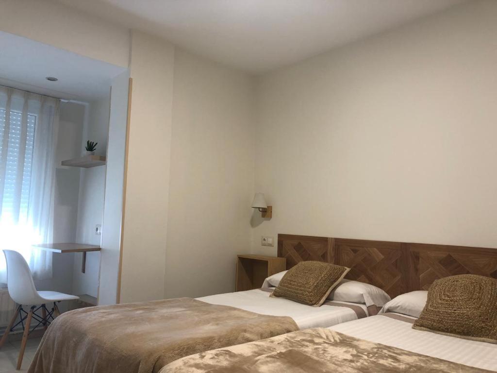 Pension Cantabrico Navia Buitenkant foto